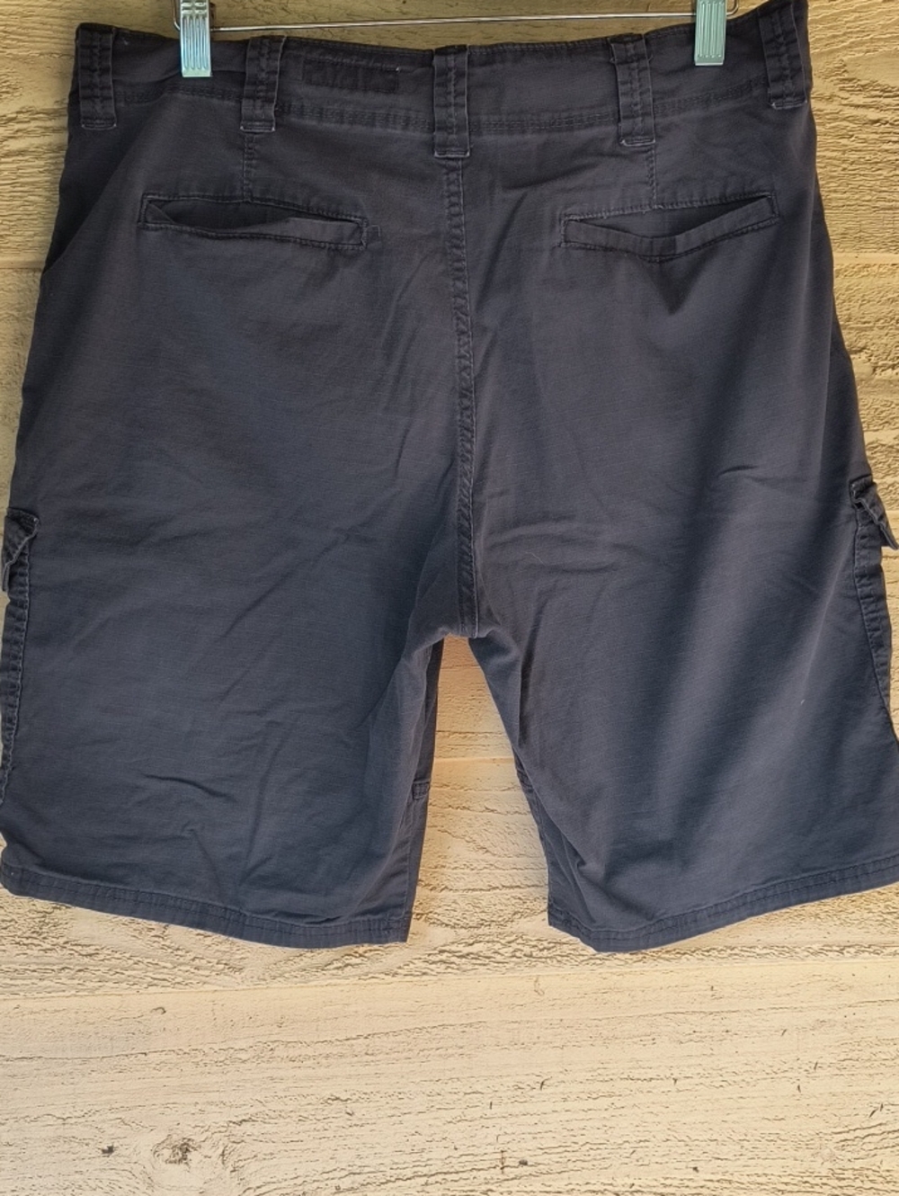 Wrangler Relaxed Fit Cargo Shorts - Picture 5 of 6